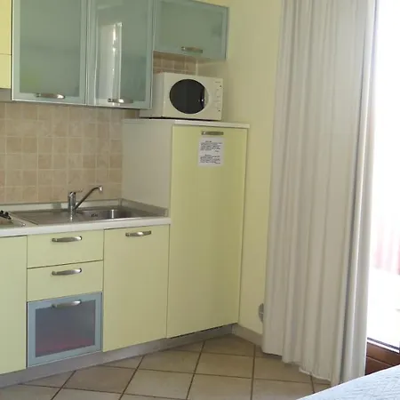Residenza Turistico Alberghiera Corallo Apart Otel 2*